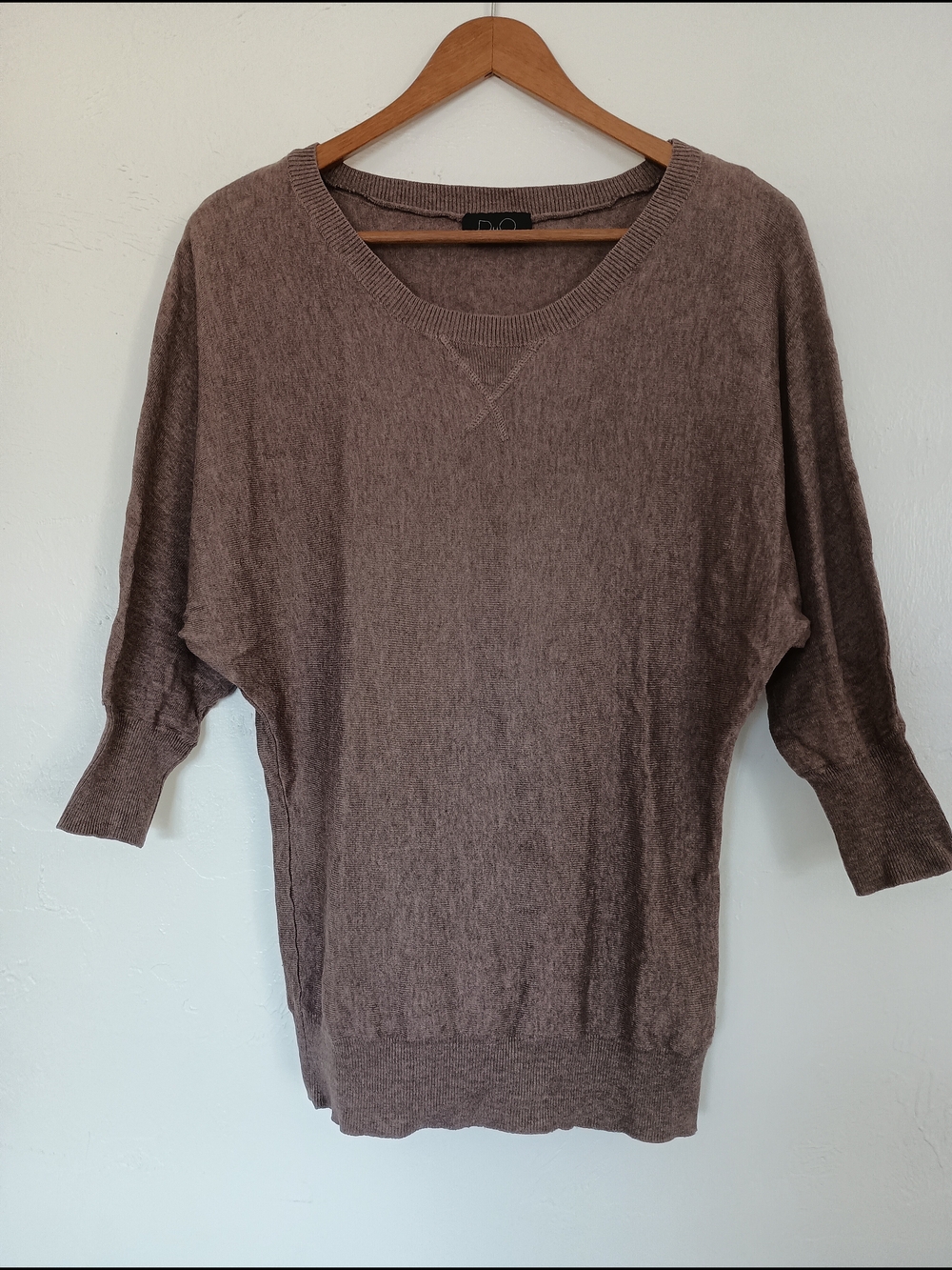 DuO Cotton Blend Scoop-Neck Pullover in Taupe